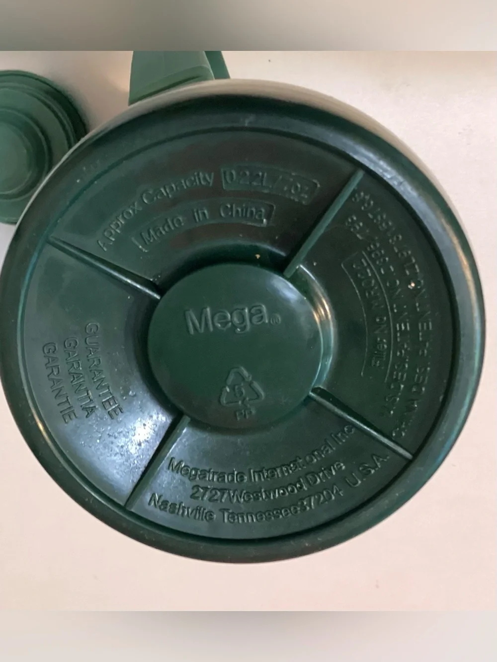 Mega liquid small thermo with handle and little cup. 8 oz/250ml